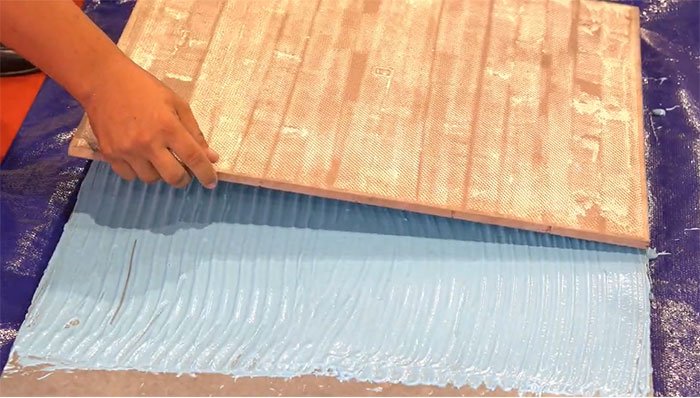 dán keo liên kết gạch r600